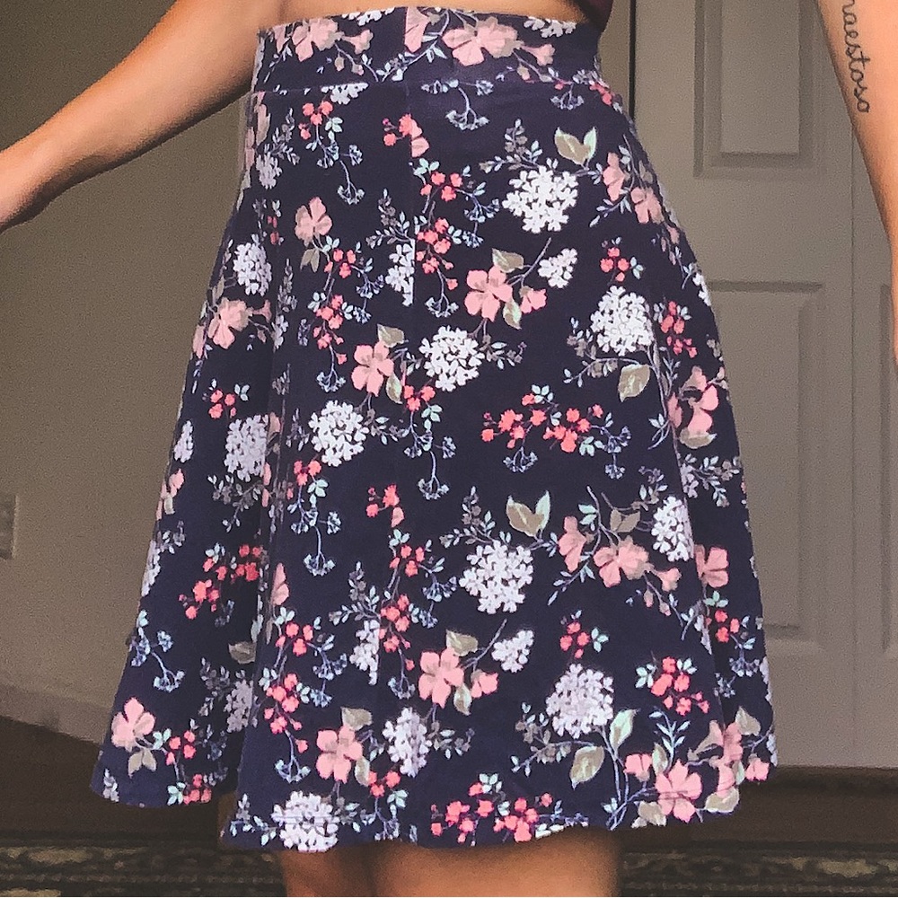 SO Kohl’s Blue Floral Casual Cute Skater Skirt Size XS